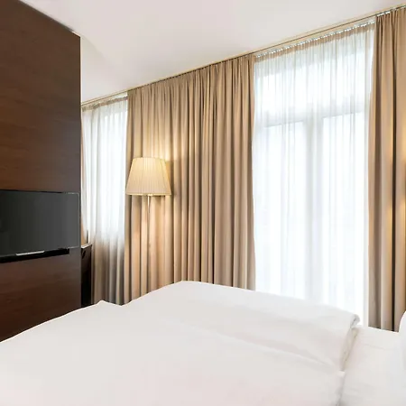 Nh Königsallee 4*