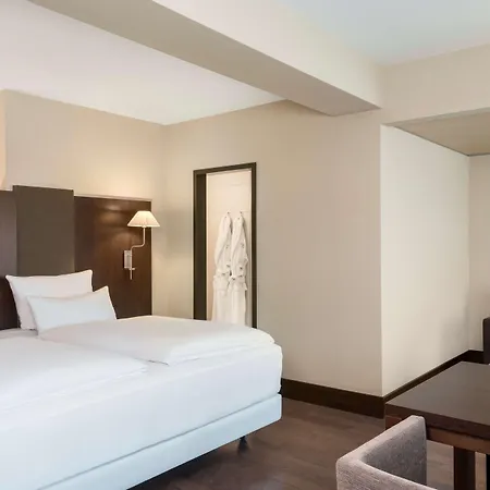 Nh Königsallee Hotel 4*