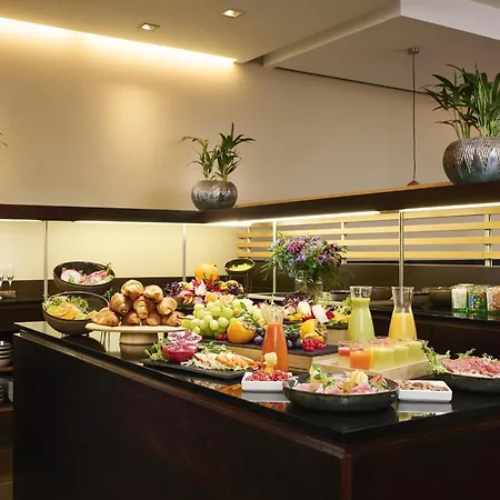 Hotel Nh Königsallee 4*