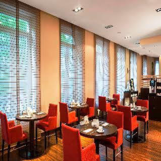 Nh Koenigsallee Dusseldorf